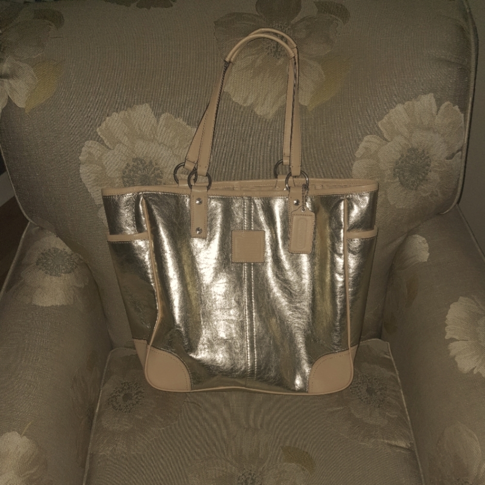 Coach tote